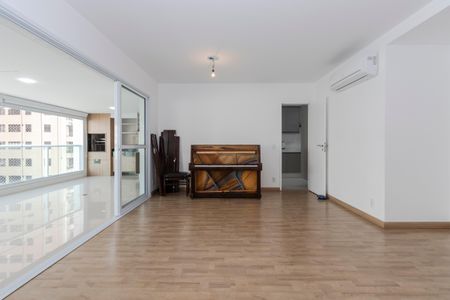 Apartamento à venda com 164m², 3 quartos e 3 vagasSala