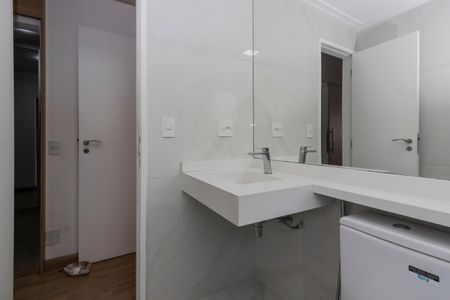 Apartamento à venda com 164m², 3 quartos e 3 vagasBanheiro da Suíte 1