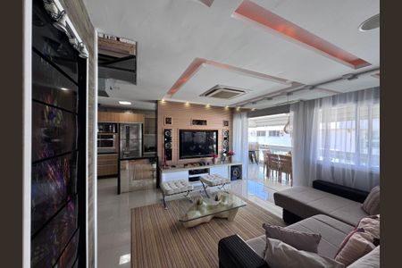 Sala de apartamento para alugar com 3 quartos, 200m² em Recreio dos Bandeirantes, Rio de Janeiro