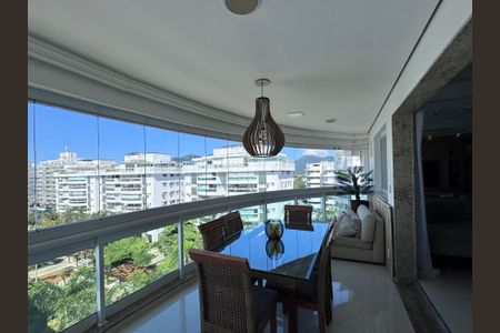 Varanda de apartamento para alugar com 3 quartos, 200m² em Recreio dos Bandeirantes, Rio de Janeiro