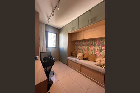 Apartamento para alugar com 100m², 3 quartos e 2 vagasQuarto