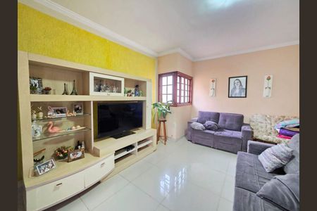 Casa à venda com 3 quartos, 125m² em Jardim Keralux, São Paulo