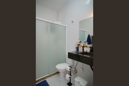 Casa de condomínio para alugar com 200m², 3 quartos e 3 vagas Casa de condomínio para alugar com 200m², 3 quartos e 3 vagasBanheiro do Quarto 3