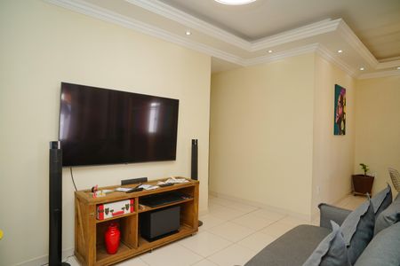 Sala de casa de condomínio para alugar com 3 quartos, 200m² em Caxito Pequeno, Maricá