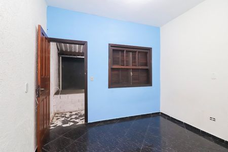 Quarto 1 de casa para alugar com 2 quartos, 50m² em Conjunto Residencial José Bonifácio, São Paulo