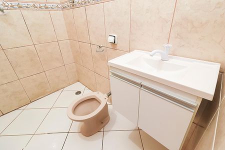 Casa para alugar com 50m², 2 quartos e sem vagaBanheiro