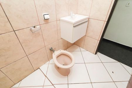 Casa para alugar com 50m², 2 quartos e sem vagaBanheiro