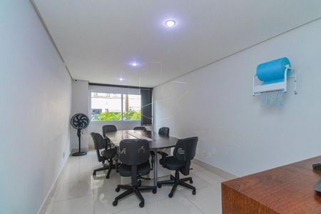 Apartamento à venda com 150m², 2 quartos e 2 vagas