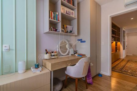 Apartamento à venda com 150m², 2 quartos e 2 vagas