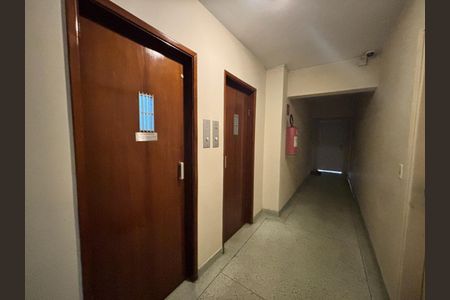 Apartamento à venda com 68m², 2 quartos e 1 vaga