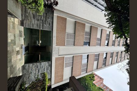 Apartamento à venda com 68m², 2 quartos e 1 vaga