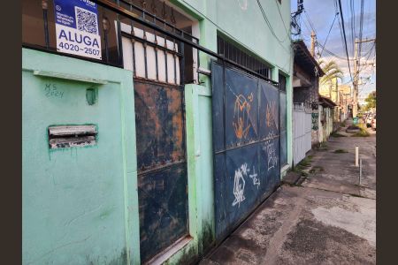 Casa para alugar com 90m², 3 quartos e 1 vaga Casa para alugar com 90m², 3 quartos e 1 vagaFachada