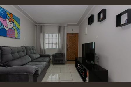 Casa à venda com 3 quartos, 105m² em Vila Carrão, São Paulo