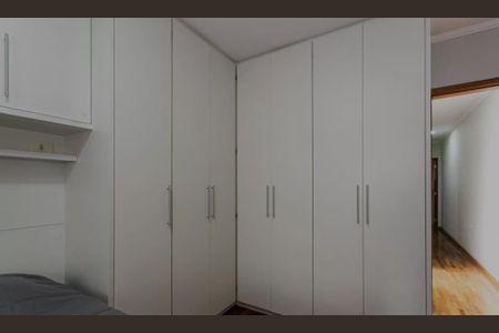 Casa à venda com 3 quartos, 105m² em Vila Carrão, São Paulo
