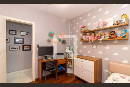 Apartamento à venda com 130m², 4 quartos e 2 vagas Apartamento à venda com 130m², 4 quartos e 2 vagasquarto 2