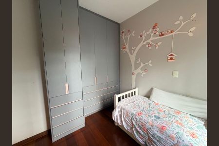 Apartamento à venda com 130m², 4 quartos e 2 vagas Apartamento à venda com 130m², 4 quartos e 2 vagasquarto 4