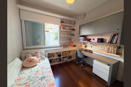 Apartamento à venda com 130m², 4 quartos e 2 vagas Apartamento à venda com 130m², 4 quartos e 2 vagasquarto 4