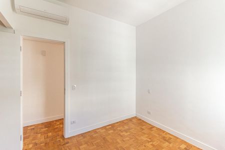 Apartamento à venda com 129m², 3 quartos e 1 vaga Apartamento à venda com 129m², 3 quartos e 1 vagaQuarto 2