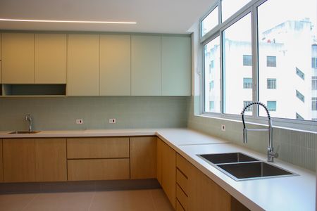 Apartamento à venda com 129m², 3 quartos e 1 vaga