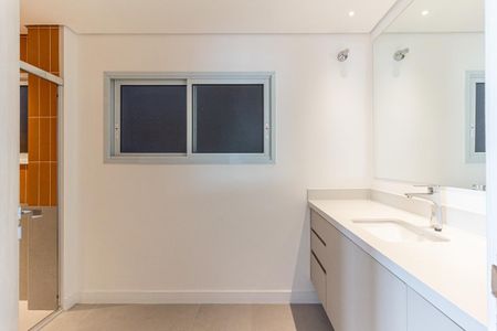 Apartamento à venda com 129m², 3 quartos e 1 vaga Apartamento à venda com 129m², 3 quartos e 1 vagaBanheiro Social