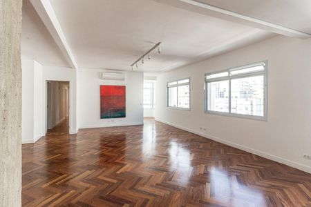 Apartamento à venda com 129m², 3 quartos e 1 vaga Apartamento à venda com 129m², 3 quartos e 1 vagaSala