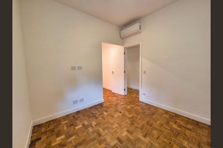 Apartamento à venda com 129m², 3 quartos e 1 vaga