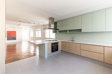 Apartamento à venda com 129m², 3 quartos e 1 vaga Apartamento à venda com 129m², 3 quartos e 1 vagaCozinha