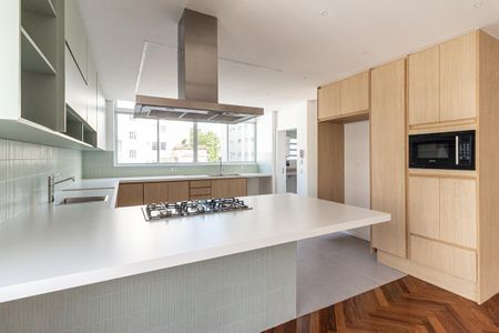 Apartamento à venda com 129m², 3 quartos e 1 vaga Apartamento à venda com 129m², 3 quartos e 1 vagaCozinha
