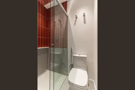 Apartamento à venda com 129m², 3 quartos e 1 vaga Apartamento à venda com 129m², 3 quartos e 1 vagaBanheiro da Suíte