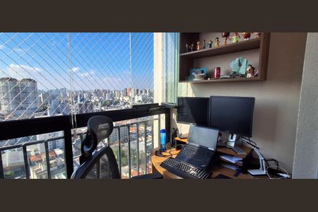 Apartamento à venda com 72m², 2 quartos e 2 vagas Apartamento à venda com 72m², 2 quartos e 2 vagasVaranda