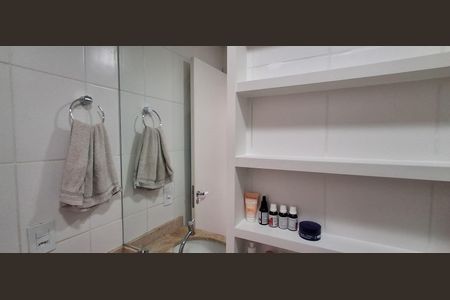 Apartamento à venda com 72m², 2 quartos e 2 vagas Apartamento à venda com 72m², 2 quartos e 2 vagasBanheiro Suíte