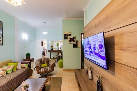 Casa à venda com 167m², 4 quartos e 3 vagasSala