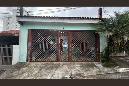 Casa à venda com 167m², 4 quartos e 3 vagasFachada