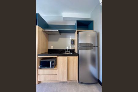 Detalhe da cozinha de kitnet/studio para alugar com 1 quarto, 29m² em Vila Gumercindo, São Paulo