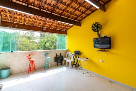 Casa para alugar com 200m², 3 quartos e 2 vagas Casa para alugar com 200m², 3 quartos e 2 vagasVaranda da Suíte