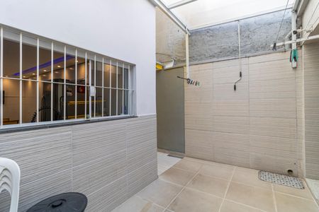 Casa para alugar com 200m², 3 quartos e 2 vagas Casa para alugar com 200m², 3 quartos e 2 vagasQuintal