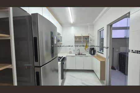 Apartamento à venda com 60m², 2 quartos e 2 vagas Apartamento à venda com 60m², 2 quartos e 2 vagasCozinha