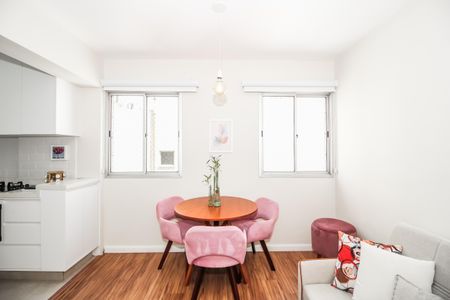 Apartamento para alugar com 55m², 1 quarto e 1 vagaSala