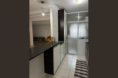 Apartamento à venda com 3 quartos, 80m² em Jardim Tupanci, Barueri