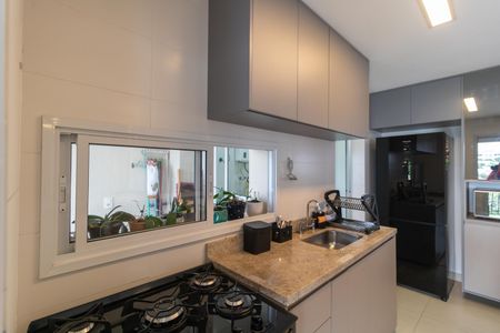 Apartamento para alugar com 107m², 2 quartos e 2 vagas Apartamento para alugar com 107m², 2 quartos e 2 vagasCozinha