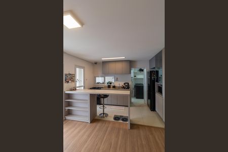 Apartamento para alugar com 107m², 2 quartos e 2 vagas Apartamento para alugar com 107m², 2 quartos e 2 vagasCozinha