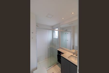 Apartamento para alugar com 107m², 2 quartos e 2 vagas Apartamento para alugar com 107m², 2 quartos e 2 vagasBanheiro da Suíte 01