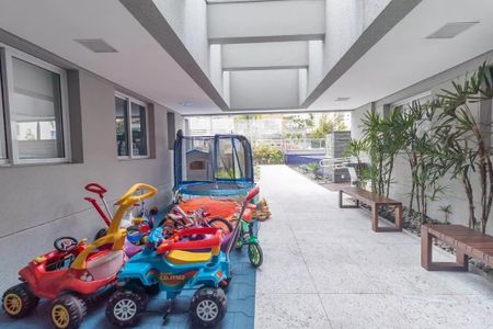 Apartamento à venda com 2 quartos, 79m² em Sumaré, São Paulo