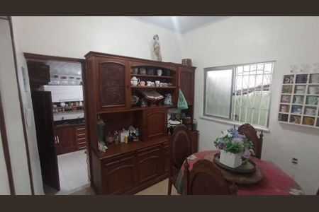 Casa à venda com 4 quartos, 68m² em Engenhoca, Niterói