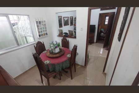Casa à venda com 4 quartos, 68m² em Engenhoca, Niterói