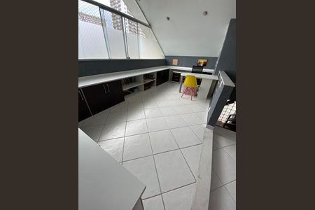 Casa para alugar com 4 quartos, 200m² em Barra da Tijuca, Rio de Janeiro