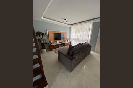 Casa para alugar com 4 quartos, 200m² em Barra da Tijuca, Rio de Janeiro