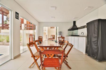 Casa à venda com 4 quartos, 304m² em Residencial Nove (Alphaville), Santana de Parnaíba