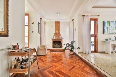 Casa à venda com 4 quartos, 304m² em Residencial Nove (Alphaville), Santana de Parnaíba