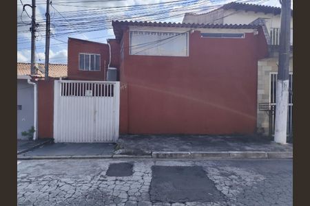 Casa para alugar com 65m², 2 quartos e sem vaga